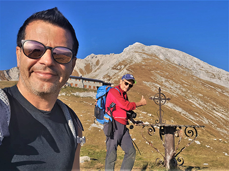 Ottobrata in Pizzo Arera (2512 m) ā€“ 18ott21 - FOTOGALLERY