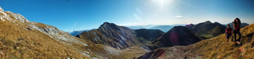 Salendo dalla cresta est del Pizzo Arera verso Forcella di Valmora