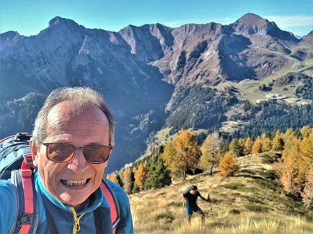 Anello dei MONTI ARETE (2227 m) e VALEGINO (2415 m) da Cambrembo di Valleve il 17 ottobre 2022- FOTOGALLERY