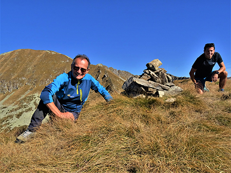 Anello dei MONTI ARETE (2227 m) e VALEGINO (2415 m) da Cambrembo di Valleve il 17 ottobre 2022- FOTOGALLERY