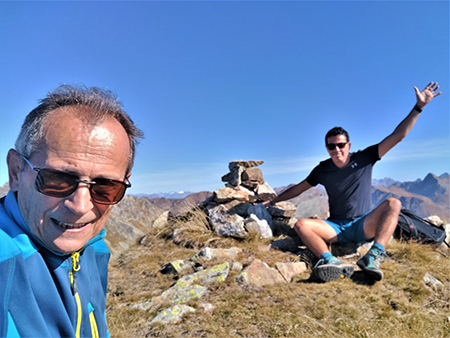 Anello dei MONTI ARETE (2227 m) e VALEGINO (2415 m) da Cambrembo di Valleve il 17 ottobre 2022- FOTOGALLERY