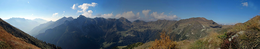 Vista panoramica salendo al Monte Arete dalla Baita Nuova