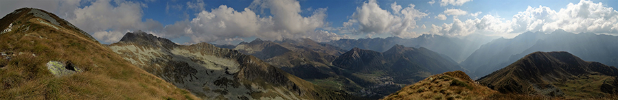 Vista panoramica scendendo dal Monte Valegino 