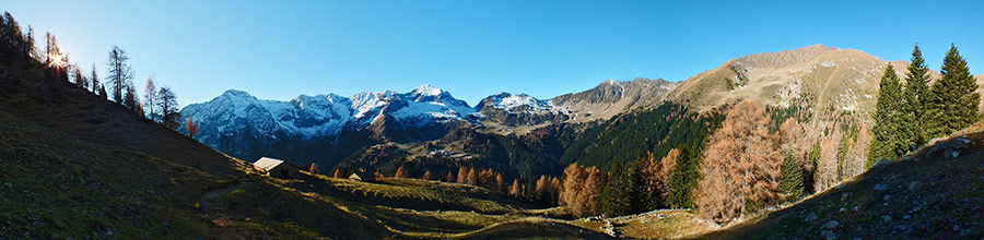 Dalla Baita Nuova vista verso la conca di San Simone e le sue cime - 2 