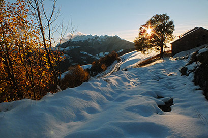 Sulle prime nevi di Prato Giugno e La Sella...pomeriggio e tramonto in Resegone e Grigne il 29 ottobre 2012 - FOTOGALLERY