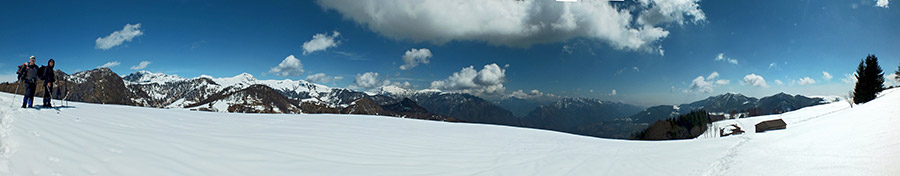 Sulle nevi della 'Sella' alta (1450 m.)