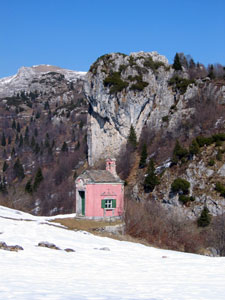 La chiesetta del Rif. Castelli