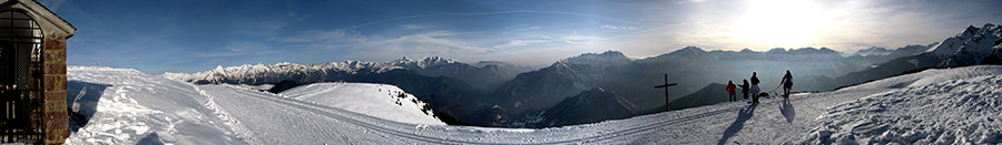 Panoramica sulla pista di fondo ai Piani dell'Avaro