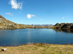 Dal laghetto alto di Ponteranica verso ampi orizzonti