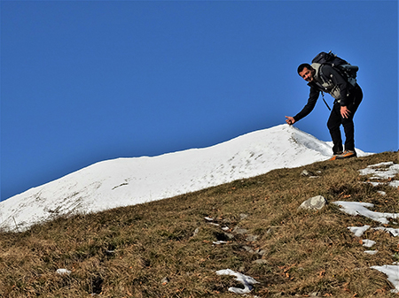 BACIAMORTI-ARALALTA, ammantati di neve, ad anello-8nov21 - FOTOGALLERY