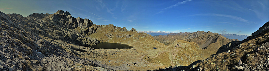 Vista panoramica scendendo da Cima Piazzotti al Lago Piazzotti