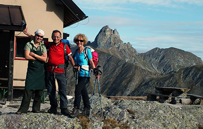 Concatenamento: Rifugio Benigni- Cima di Valpianella - Passo di Salmurano - Monte Avaro il 25 ott. 2014 - FOTOGALLERY