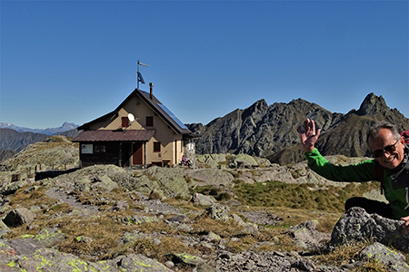 RIF.BENIGNI con CIMA PIAZZOTTI- VALPIANELLA ad anello, salito dalla Val Salmurano e disceso dalla Valpianella il 3 ott. 2019 - FOTOGALLERY