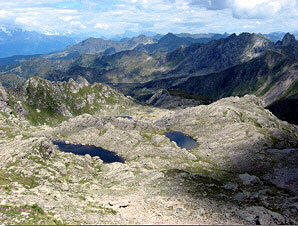 Altri laghetti salendo a Cima Piazzotti (2350)