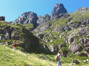 Dalla Valpianella vista sul Torrione e Pizzo S. Giacomo