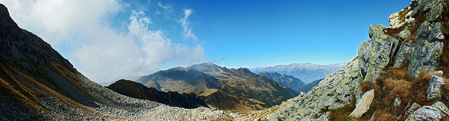 Dal Passo di Porcile (2290 m.) vista verso il Pssso di Tartano, Cima Lemma e la Val Lunga