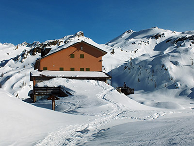 Salita invernale al RIFUGIO CALVI (2015 m.) da Carona il 30 gennaio 2013 - FOTOGALLERY