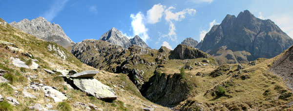 Dal sentiero 246 (Calvi>Longo) panoramica verso il Diavolo - foto Piero Gritti 14 sett 07