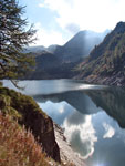 Il Madonnino si specchia nel lago di Fregabolgia - foto Piero Gritti 24 sett 07