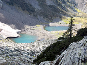 Il Lago Zelto con poca acqua, ma ancora con la neve a fine estate 2003!