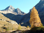 Vista in Val Camisana verso il Pizzo del Diavolo