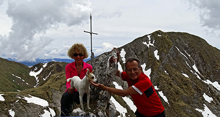 In Söc di Agnei (Cima degli Agnelli), detta anche Cima Camplano (2057 m) il 9 maggio 2015 - FOTOGALLERY