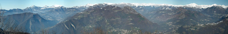 Dal Canto Alto verso le Orobie