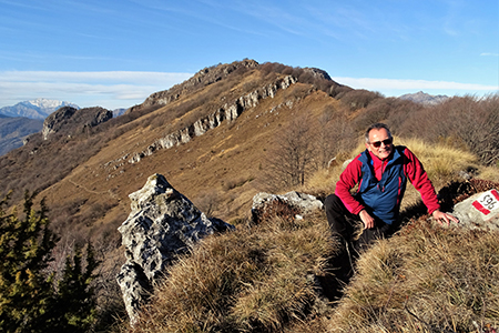 CASTEL REGINA (1424 m) e PIZZO CERRO ( 1285 m) ad anello da Catremerio l’11 gennaio 2019 - FOTOGALLERY