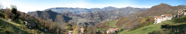 Panoramica verso Val Brembana, Alpi Orobie, Val Brembilla e oltre - foto Piero Gritti
