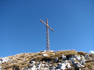 La croce di vetta