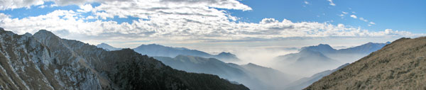 La Valle Brembana nella foschia - foto Piero Gritti 18 ott. 07