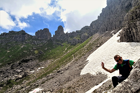 CORNA GRANDE (2089 m) ai Piani di Bobbio da Ceresola di Valtorta il 15 giugno 2018- FOTOGALLERY