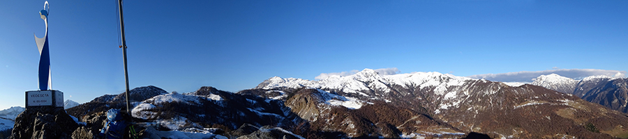 Vista panoramica dalla vetta del Corno Zuccone - Madonna delle Cime