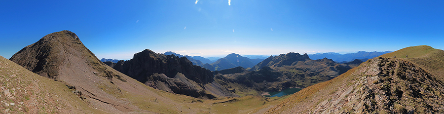 PIZZO FARNO (2506 m) ad anello con Laghi Gemelli-25sett23