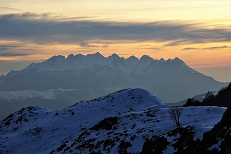 Sulle nevi del Rif. Gherardi (1650 m) e dell’ex-rif. C. Battisti (1670 m) ai Piani d’Alben l’8 febbraio 2019- FOTOGALLERY