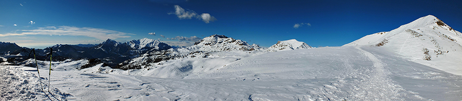 Salendo in Sodadura dalla cresta sud-ovest