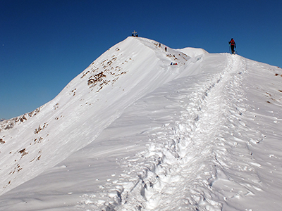 Bel ritorno in CIMA GREM (2049 m) innevata il 1 dicembre 2013  - FOTOGALLERY