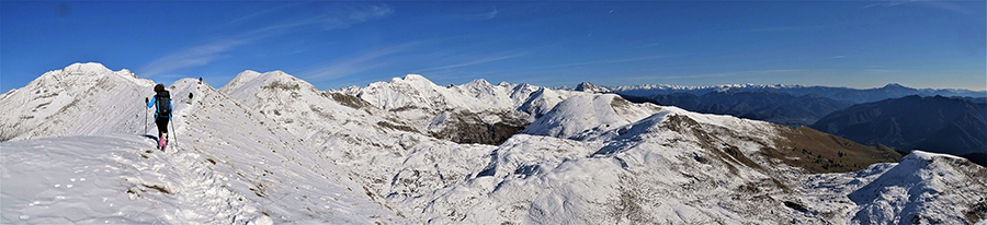 In cresta di vetta per Cima Grem (2049 m)