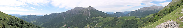 Panoramica verso la Val del Riso e l'Alben