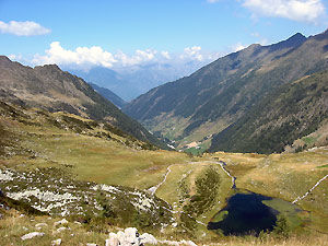 La Val Lunga che scende  dal Passo di Tartano in Valtellina