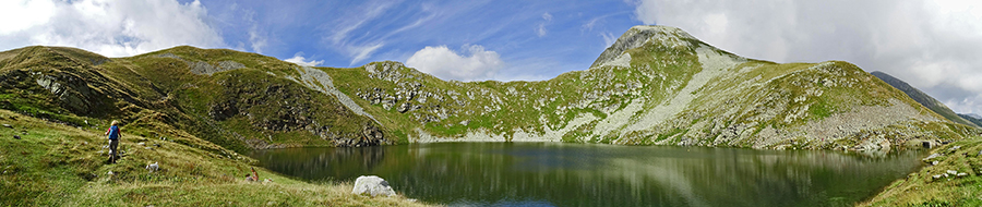 Sul sent. 204A salendo dal Lago Moro al Passo di Valcervia