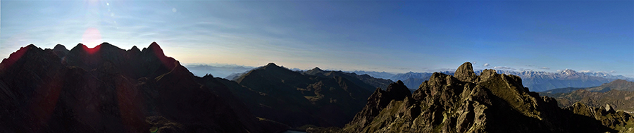 Panoramica dalla Cima di Valpianella-Piazzotti (2349 m)