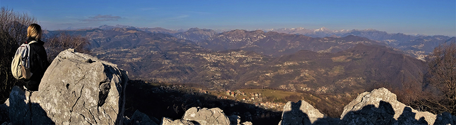 Vista panoramica su Valle Imagna e Orobie