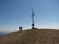 Da Roncola San Bernardo salita al Monte Linzone e ai ripetitori di Valcava (4 aprile 08) - FOTOGALLERY