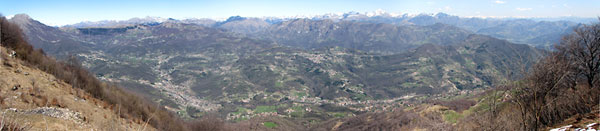Dalla cresta del Linzone...il Resegone, la Valle Imagna e le Orobie - 4 aprile 08