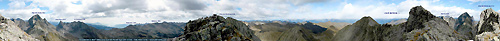 Panoramica a 360° dalla cima sud del monte Aga su Alpi Orobie e Alpi Retiche