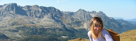 Panorama verso il versante est della Conca del Calvi con Luisa