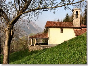 Altro pittoresco scorcio del Santuario