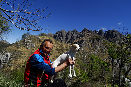 MONTE MAGNODENO e CRESTE DELLA GIUMENTA ad anello da Erve il 25 aprile 2016 - FOTOGALLERY