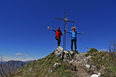 MONTE MAGNODENO e CRESTE DELLA GIUMENTA ad anello da Erve il 25 aprile 2016 - FOTOGALLERY